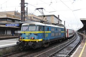 2607 met 2611 achteraan als IR 3930 FBMZ 20110908_2 copy