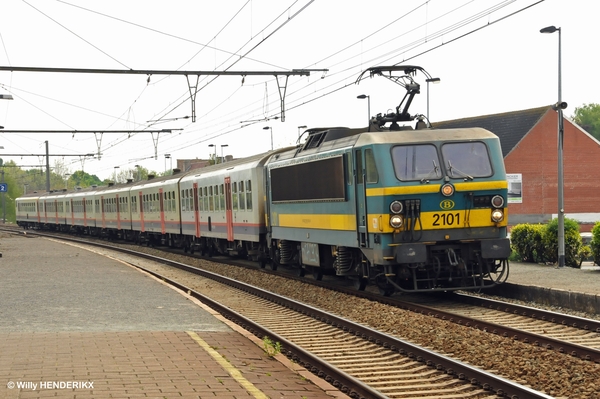 2101 TORHOUT 20140504 als IC835-FSD_0