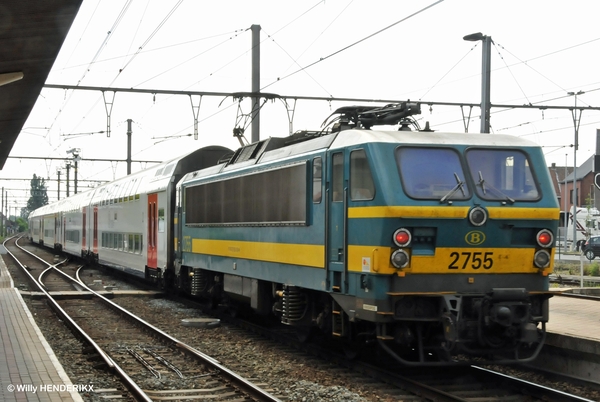 TD-M6 65033 met 2755 achteraan LICHTERVELDE 20140504 als IR3610-F