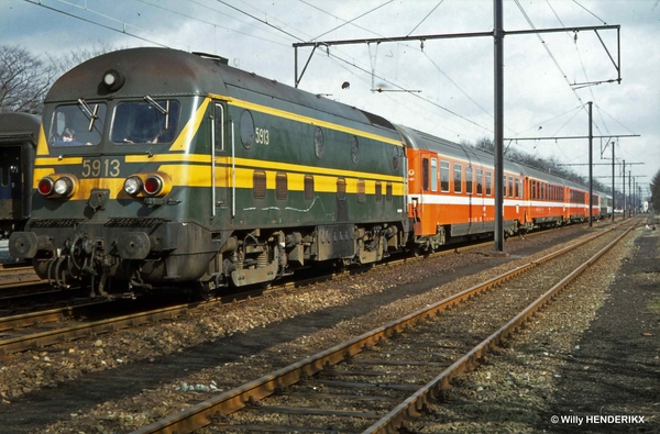 2557 KAPELLEN_1979.03.26 als E130 (21)