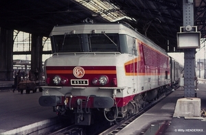 sized_6518 PARIS AUSTERLITZ 19750324