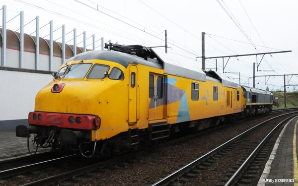 PB06 & MP3000 'JULES' FCV 20141006 als Z43309 naar Zelzate_9