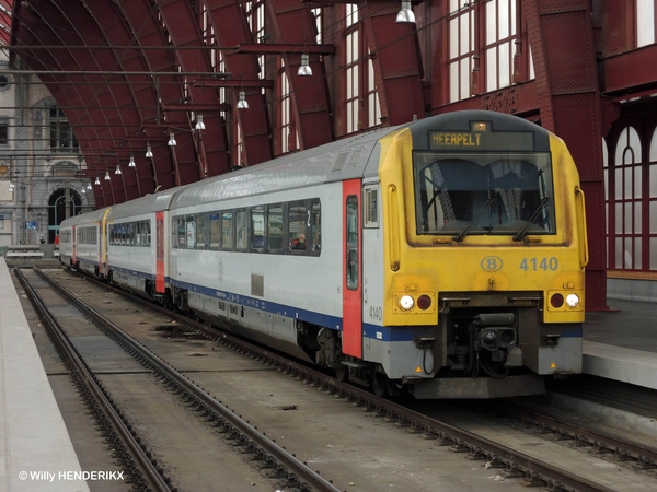 4140-4162 FN 20140617 als IR 3213 naar Neerpelt-Hasselt_2