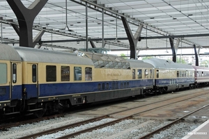 56 80 81 71002-8 'RHEINGOLD' & 56 80 8871102-9 ROTTERDAM 20150905