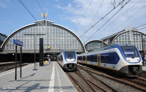 2426 & 2414 AMSTERDAM 20150822