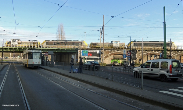 7750-1350-7734-1346 & DE LIJN 7033 Spoorbrug TURNHOUTSEBAAN 20160