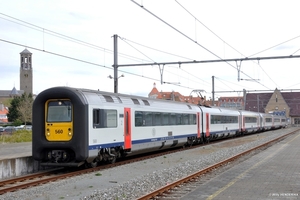 560-553 KNOKKE 20170423 als IC 1611 Knokke-Genk_1 (1)