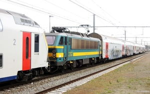 TD-M6 65031 met 2757 midden & 2746 achteraan LNK 20170330 als IC 