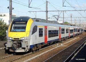 08142-08051 FCV 20150925 als IC3131 FN-FBMZ om 10u14