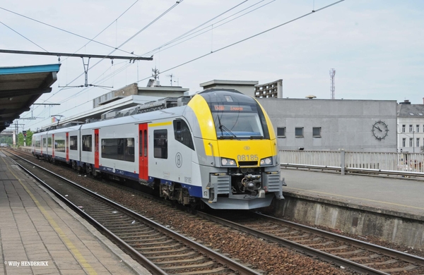 08185 FM 20150612 als IC4110 naar FLV  (1)