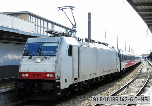 186142 of 31 80 6186142-6-D-NS FBMZ 20150920 als IC9251 FBMZ-ADAM