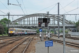 BRUG FDR 20150612 met 381 als IC 3210 naar FSN