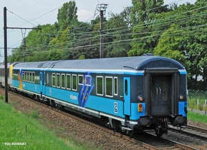 RAILPROMO 61 84 8870022-9 & 8870021-1 VLIEGVELD DEURNE 20150820 (