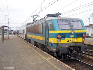 TD-M5 met achteraan 2733 LNK 20160316 als IC3313 FBMZ-FES 14u05 (