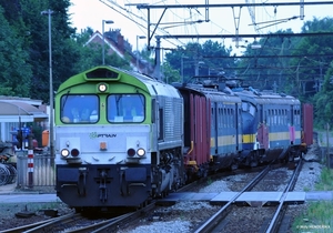 CAPTRAIN 6603 & NMBS 220902 KAPELLEN 20170714 12u35 (2)