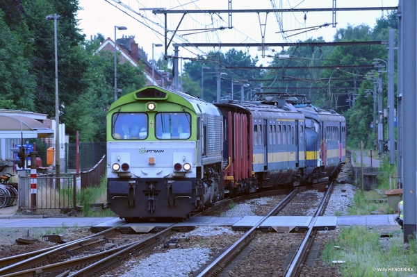 CAPTRAIN 6603 & NMBS 220902 KAPELLEN 20170714 12u35 (1)