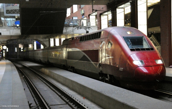 4322 THALYS FN 20171206 als THA 9xxx PARIS-ADAM 12u30