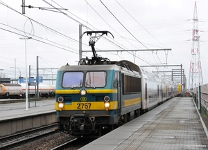 2757 en 2753 achteraan FNLB 20180405 als IC 4507 GCR-FES 09u11