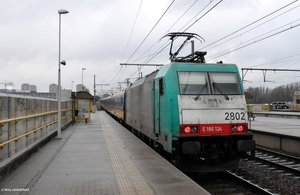 2803 en 2802 achteraan FNLB 20180405 als IC9219 FBMZ-Den Haag 08u