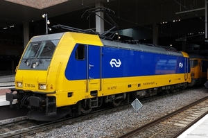 186044 met TD-rijtuig & 186118 achteraan BREDA 20180415_1 (1)