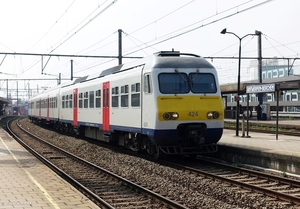 424 FCV 20180604 als IC3031 De Panne-FN 11u05 (1)