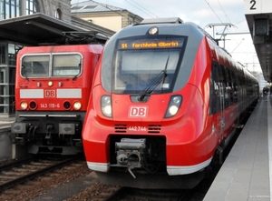 DB_442744 & 143119-6 NÜRNBERG Hbf. 20170617  20u12 (2)