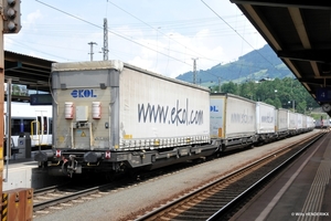 MRCE E189 927 met containertrein  SCHWARZACH-ST-VEIT 20170621 (4)