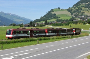 SLB VSs 1xx met loc Vs82 'PINZGAU' achteraan 201706 (2)