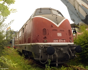 DIESELLOC 'DB V220 - 220071-5' SPEYER Museum 20160820 (3)