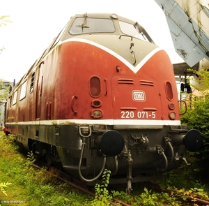 DIESELLOC 'DB V220 - 220071-5' SPEYER Museum 20160820 (4)