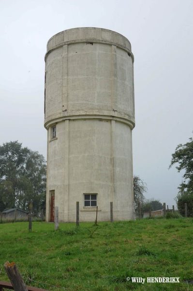 VILLERS-SAINT-GHISLAIN CHEMIN DES CAVEES & RUE JULES BERESSE 2014