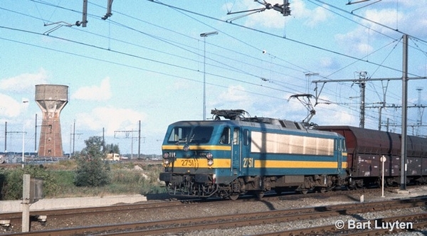 ANTWERPEN-NOORD met 2751  19901004