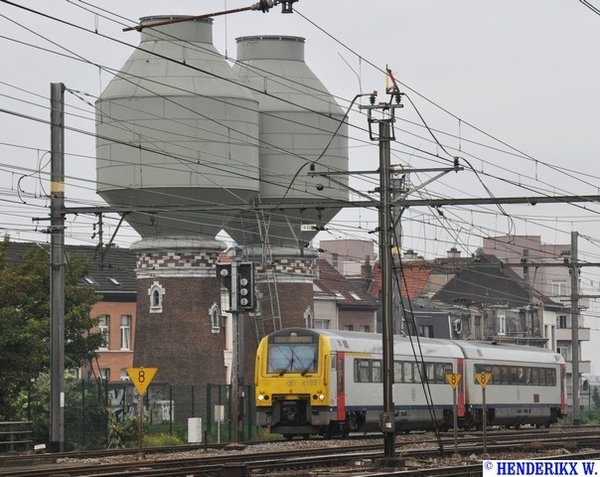 ANTWERPEN-SCHIJNPOORT met 4193 20100909