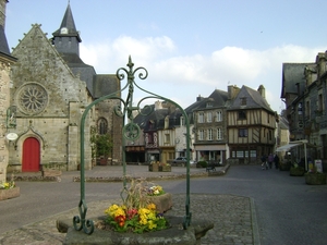 100404 Bretagne van StMalo tot Vitré 319 Malestroit