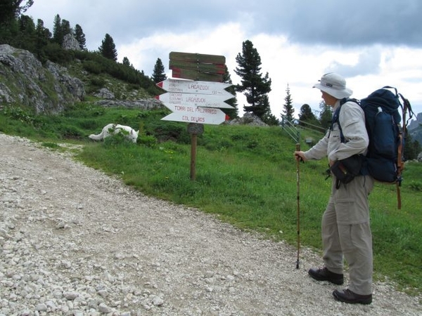 20110705 008 AV1-Falzarego-DibonaHut