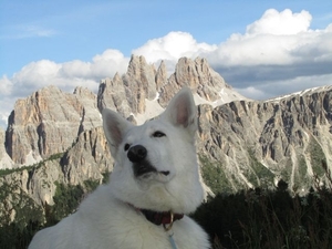 20110706 078 AV1-5TorriHut - CrodaDaLago