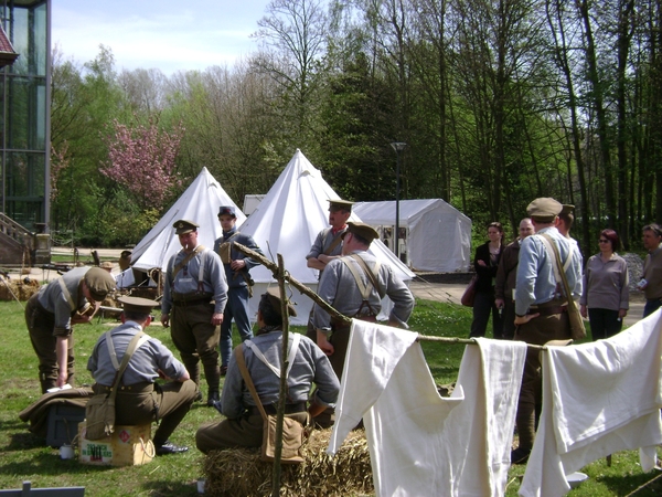 080427 Zonnebeke kasteel Wijnendaele Gistel Oostende 013