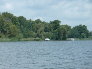 OP DE BOOT OP DE HOLLANDS BIESBOSCH