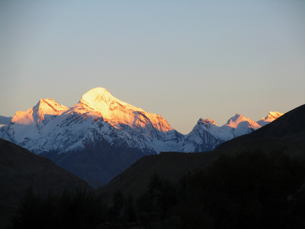 ZONSONDERGANG IN KAZA