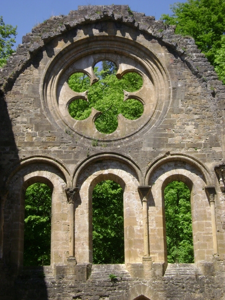 100522 Bouillon Semois Orval F Stenay Sedan B Humain 056