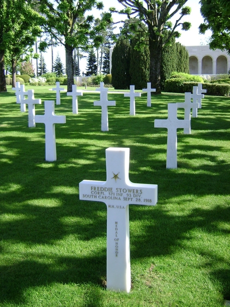 100522 Bouillon Semois Orval F Stenay Sedan B Humain 082