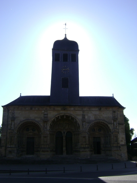 100522 Bouillon Semois Orval F Stenay Sedan B Humain 094