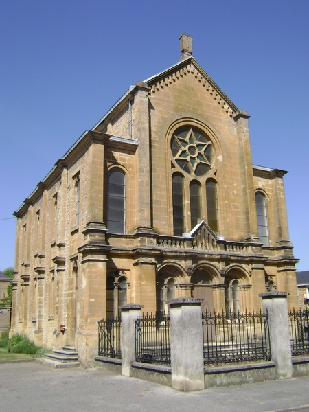 100522 Bouillon Semois Orval F Stenay Sedan B Humain 099