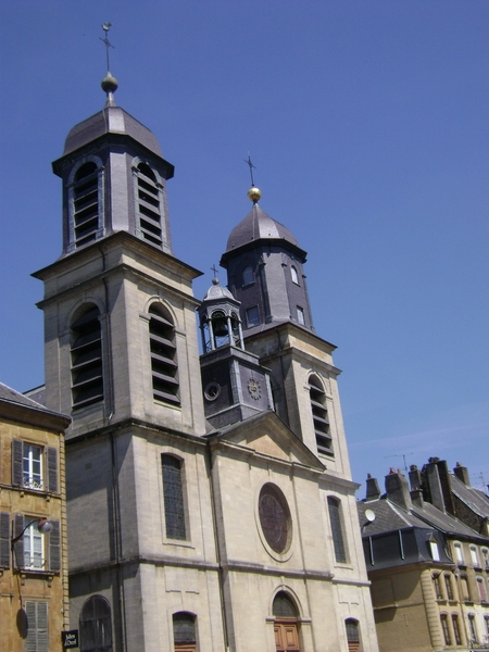 100522 Bouillon Semois Orval F Stenay Sedan B Humain 120