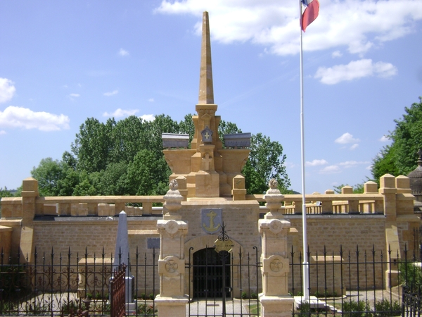 100522 Bouillon Semois Orval F Stenay Sedan B Humain 122