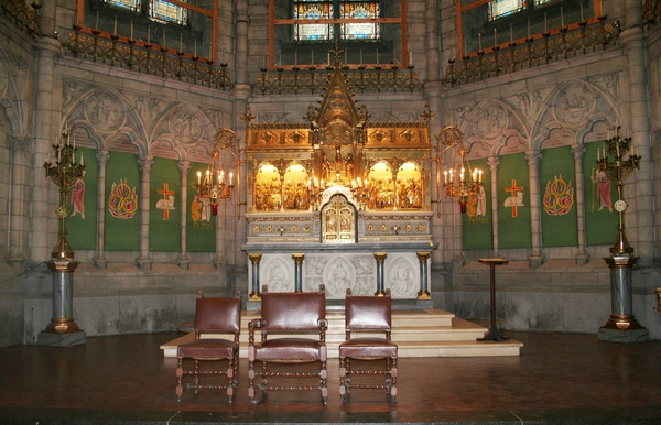 Sint-Antoniuskerk 1 (Paardemarkt)