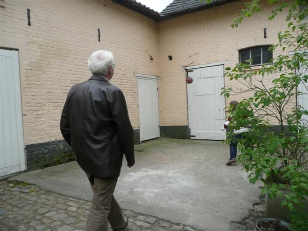 2010 147