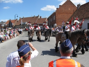 Meigem H.bloedprocessie 2011 016