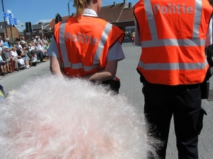 Meigem H.bloedprocessie 2011 018