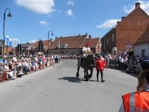 Meigem H.bloedprocessie 2011 021